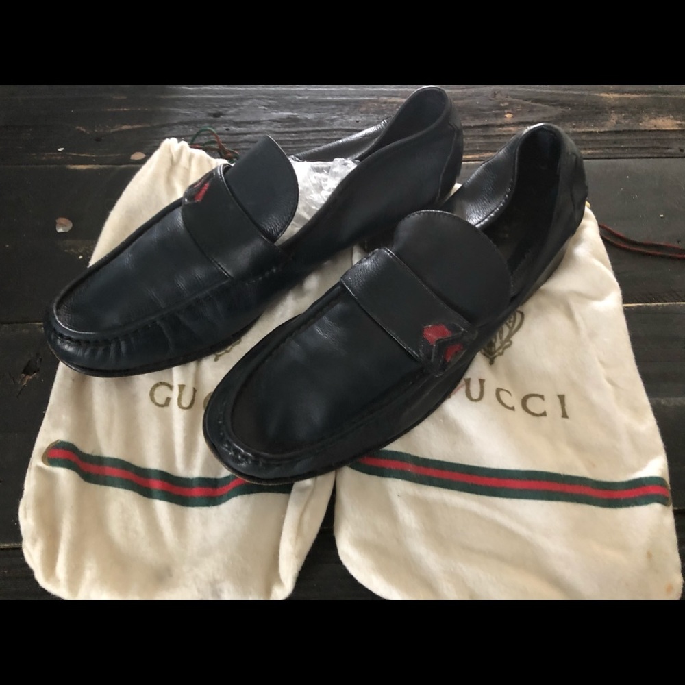 Vintage 1984 Men’s Gucci Loafers + silk necktie